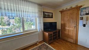 TV a/nebo společenská místnost v ubytování Arber Haus Paula