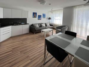 Η κουζίνα ή μικρή κουζίνα στο Strandhus 1