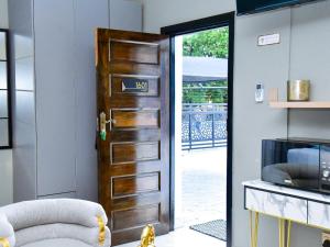 Posezení v ubytování C'est La Vie Guest House