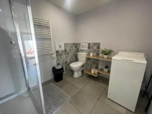 Koupelna v ubytování L'Escale Parisienne - à 25 min de paris - proche forêt