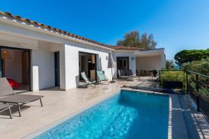 Πισίνα στο ή κοντά στο Villa U Veniqui 1 - Piscine privée