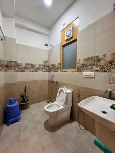 Koupelna v ubytování Rustic Roots Home Stay + 92 fotografií