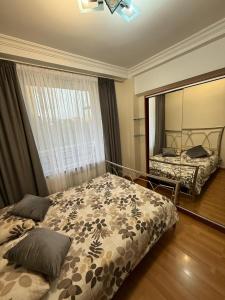 Postel nebo postele na pokoji v ubytování Nice apartments in Malibu Park