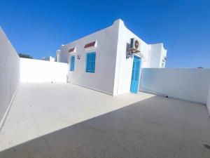 Το κτήριο όπου στεγάζεται  το διαμέρισμα