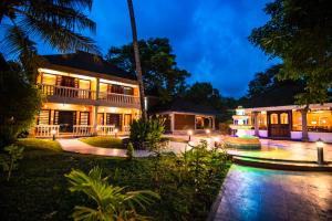 Bazén v ubytování Clifinn Wellness Beach Resort by nutmeg nebo v jeho okolí