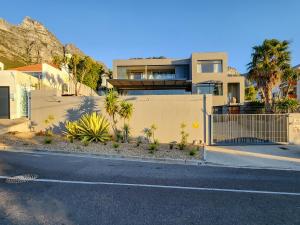 Общий вид на горы или вид на горы из гостевого дома