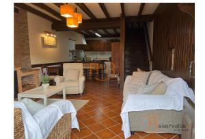 Posezení v ubytování 15A08 El Rosal By R2R