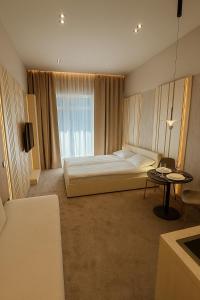 Postel nebo postele na pokoji v ubytování Luxury Apartments BUDAPEST 2