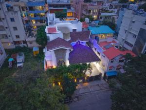 Budova, kde se vila nachází