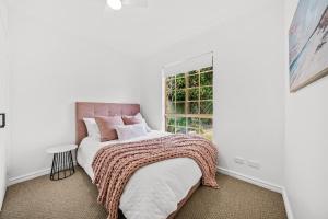 Postel nebo postele na pokoji v ubytování Short Stay Sanctuary - Close to airport