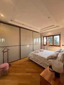 Voodi või voodid majutusasutuse Cassia with terrace 20 minutes from San Pietro toas