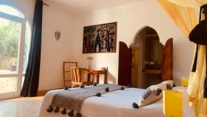 Postel nebo postele na pokoji v ubytování Villa Daba + 45 fotografií