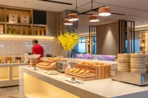 Jídlo v hotelu nebo okolí