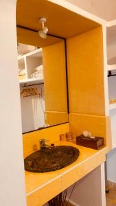 Kuchyň nebo kuchyňský kout v ubytování Villa Daba