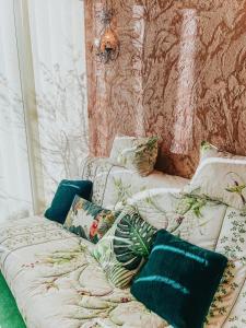 Ένα ή περισσότερα κρεβάτια σε δωμάτιο στο Mon Reve Ensoleille im Ortskern