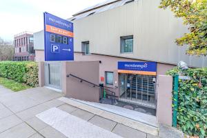 Budova, kde se aparthotel nachází