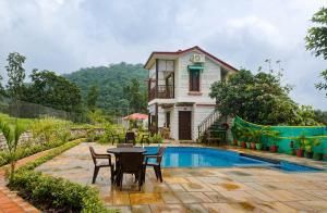 Bazén v ubytování Pitaara Cottage nebo v jeho okolí