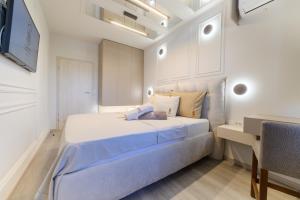 Postel nebo postele na pokoji v ubytování Sandev Apartments Mocha