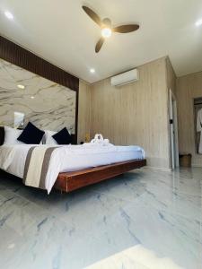 Φωτογραφία από το άλμπουμ του Real Koh Rong σε Phumĭ Kâoh Rŏng