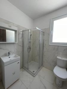 Ένα μπάνιο στο Eleftheriou Court