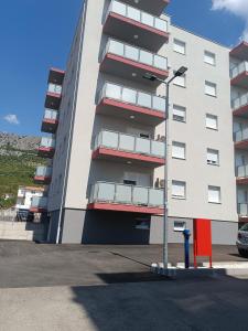 Afbeelding uit fotogalerij van Apartman Sara in Ljubuški