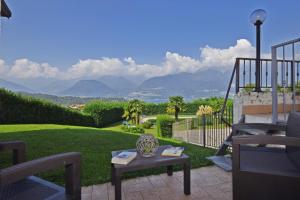 Příroda nedaleko prázdninového domu + 34 fotografií