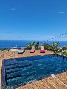 Bassein majutusasutuses La Case Bleue või selle lähedal