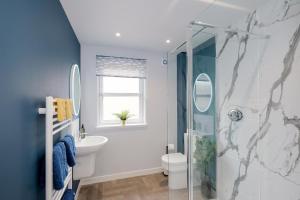 Ένα μπάνιο στο High Street Retreat +11 φωτογραφίες