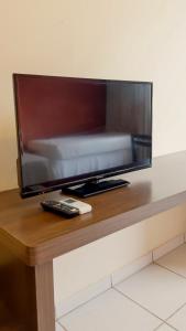 TV a/nebo společenská místnost v ubytování Hotel Fazenda Bonjuá + 26 fotografií