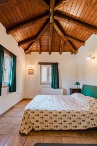 Ένα ή περισσότερα κρεβάτια σε δωμάτιο στο 4 εποχές