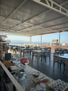 Restaurace v ubytování Cord Hotel & Resort