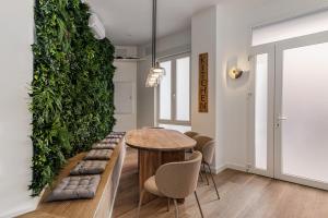 Posezení v ubytování Queens Olavide I Alquiler Corta Estancia