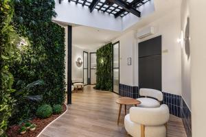 Posezení v ubytování Queens Olavide I Alquiler Corta Estancia