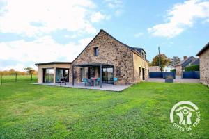 Το κτήριο όπου στεγάζεται  η παραθεριστική κατοικία