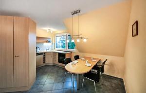 Η κουζίνα ή μικρή κουζίνα στο S42 Og