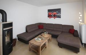 Χώρος καθιστικού στο Pet Friendly Home In Röbel With Wifi