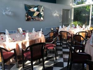Restaurace v ubytování L'Oree Du Château