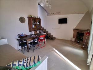 TV a/nebo společenská místnost v ubytování Amalfy coast sea view apartment + 14 fotografií