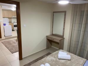 Ένα μπάνιο στο Kithra