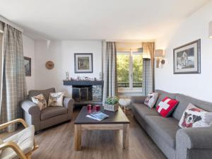 Posezení v ubytování Apartment Cransalpin Apt- 11 - Secteur 1 by Interhome