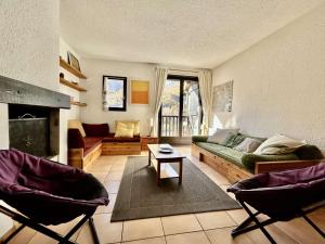 Posezení v ubytování Appartement 3 pièces 7 pers avec parking à Monêtier-les-Bains - FR-1-330F-146
