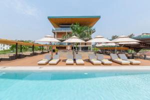 Πισίνα στο ή κοντά στο Zaria Court Hotel Kigali