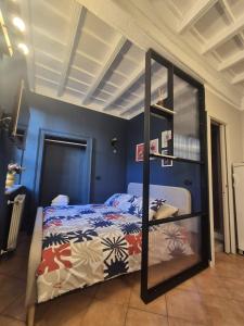 Postel nebo postele na pokoji v ubytování Rosè-To Turin Suite nel Centro Storico di Torino !