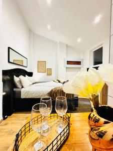 TV a/nebo společenská místnost v ubytování Modern Studio Apartment in Central Vienna