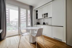 Kuchyň nebo kuchyňský kout v ubytování Torre Milano Luxury Suite Gym-Pool&Rooftop