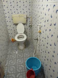 Ένα μπάνιο στο Sri Sai Dwaraka Home stay