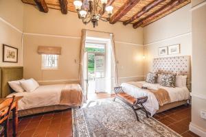 Postel nebo postele na pokoji v ubytování Nantes-vue + 32 fotografií