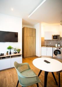 Photo de la galerie de l'établissement Legacy Square by QUAO REALTY, à East Legon