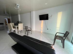 TV a/nebo společenská místnost v ubytování Apartments Tolú 3 habitaciones