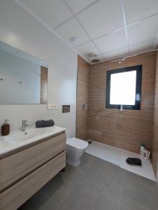 Koupelna v ubytování R-40-B Luxury Pool